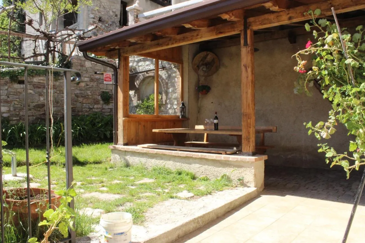Casa Vacanze Il Melograno Tremosine