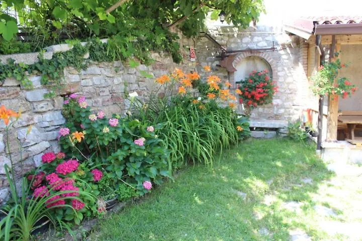 Casa Vacanze Il Melograno Tremosine Apartment