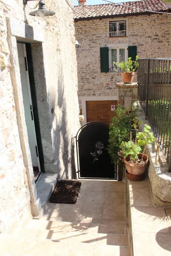 Casa Vacanze Il Melograno Tremosine Apartment
